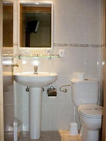 Hostal La Barretina Figueres  Phòng bức ảnh