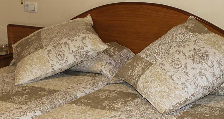 Hostal La Barretina Figueres  Ngoại thất bức ảnh